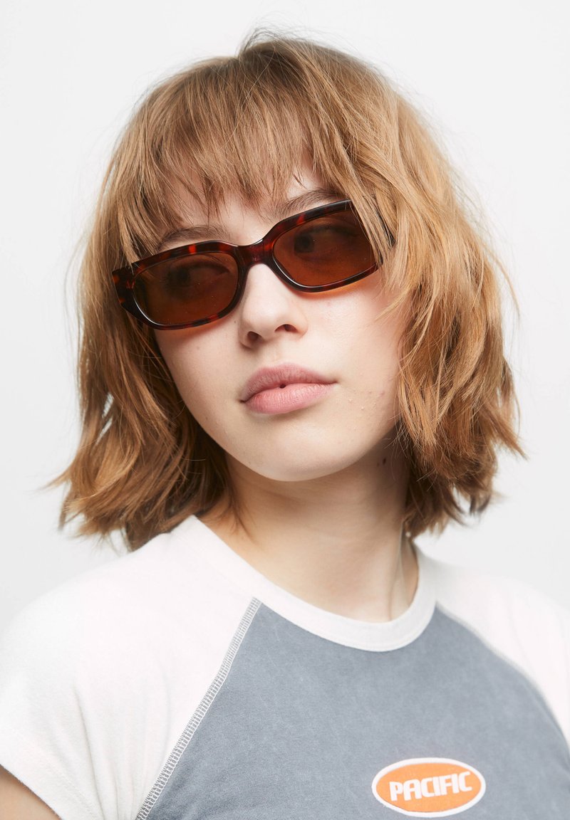 pull and bear occhiali da sole