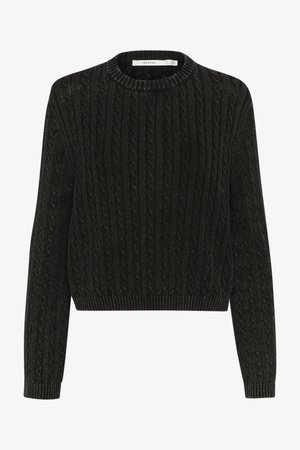 Černý svetr s pleteným vzorem, kulatým výstřihem a dlouhými rukávy. Hladký lem a manžety doplňují strukturovaný vzor.