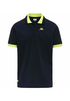 Polo blu navy con colletto e dettagli delle maniche verde lime. Presenta un piccolo logo sul petto e una classica chiusura a tre bottoni.