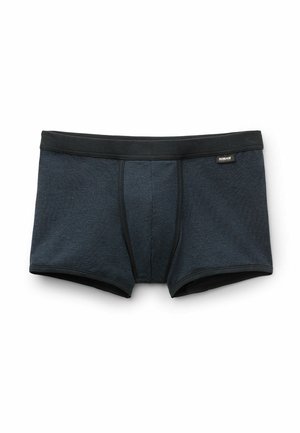 Boxer ajustados para hombre en un azul marino oscuro con un patrón texturizado de rayas. La cinturilla elástica en negro cuenta con una pequeña etiqueta de logo en la parte frontal.
