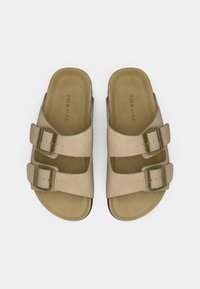 Pier One LEATHER UNISEX - Papucsszandálok - beige