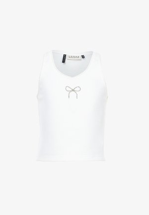 Witte geribde mouwloze cropped top met V-hals en een klein zilveren strikdetail in het midden onder de halslijn.