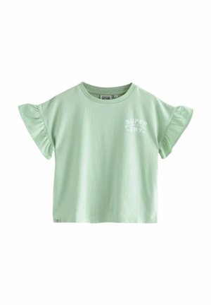 Ljust grön bomull t-shirt med korta volangärmar. Framsidan har vit text: "SUPER DRY" och "NEW YORK STATE CO." på vänster bröst.