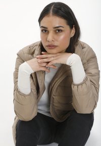 Kaffe KALORA - Casaco leve - amphora