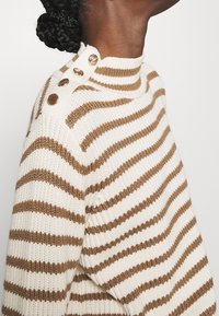 Mos Mosh Pullover - brown