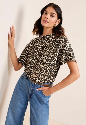 REGULAR FIT - BUTTON DETAIL SHORT SLEEVE - Print T-shirt - animal