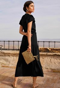 Love & Roses REGULAR FIT  - Rochie de zi - black