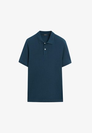 Marineblauw poloshirt met korte mouwen, een kraag en twee witte knopen op de knoopsluiting.
