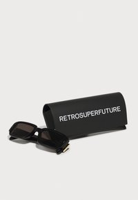 RETROSUPERFUTURE ETRUSCO BLACK UNISEX - Sunčane naočale - black