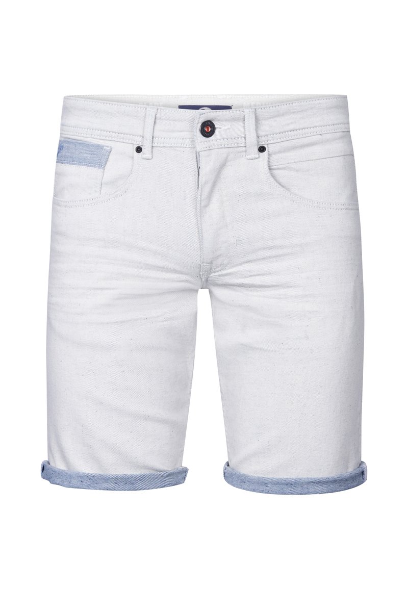 Witte denim shorts met een opgerolde zoom, voorzien van een lichtblauwe stofaccent op de zak en een metalen knoopsluiting.