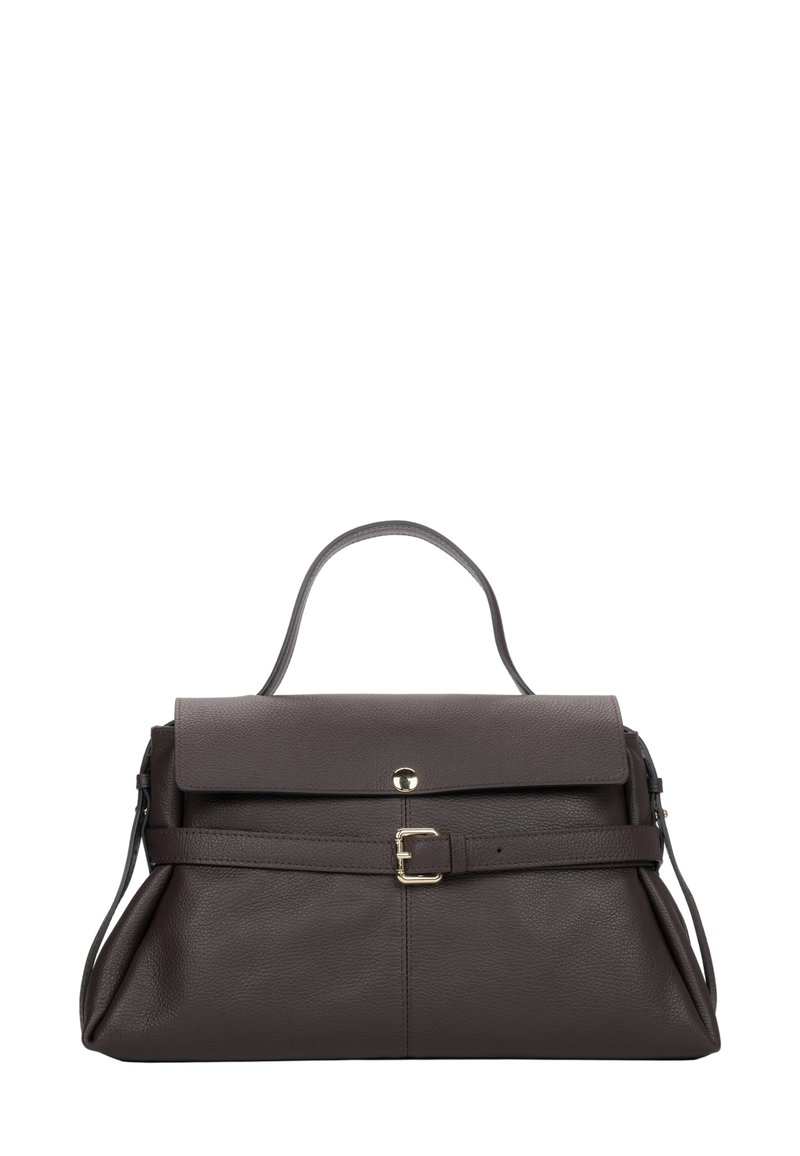 Ciemnobrązowa skórzana torebka o zwartej konstrukcji, z płaską górną klapą, ozdobną klamrą i podwójnymi uchwytami dla wszechstronności.