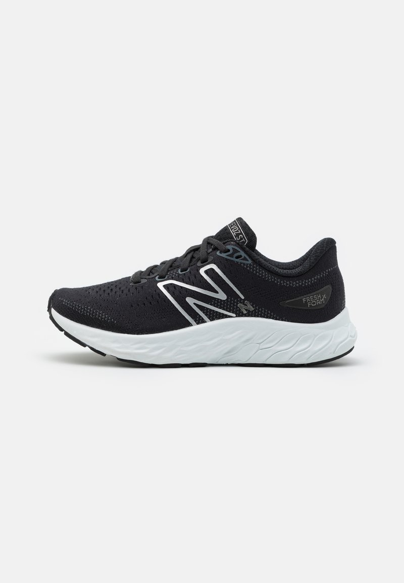 New Balance FRESH FOAM - Laufschuh Stabilität - black/schwarz - Zalando.at
