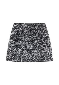 Sort mininederdel helt dækket med tæt pakkede sølvpalietter, der skaber en glitrende tekstureret overflade.