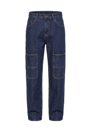 Pantaloni cargo in denim blu scuro con chiusura con bottone e cerniera, due tasche frontali e grandi tasche applicate sulle cosce.