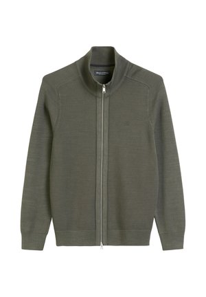 Olivgrüner Zip-up Cardigan, strukturierter Strickstoff, hoher Kragen und schmale Bündchen. Verfügt über ein dezentes Logo auf der Brust und zwei Seitentaschen.
