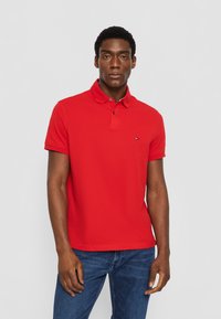 Tommy Hilfiger Pólóing - fierce red