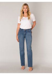 BASE LEVEL ELIF - Straight leg jeans - mid blue