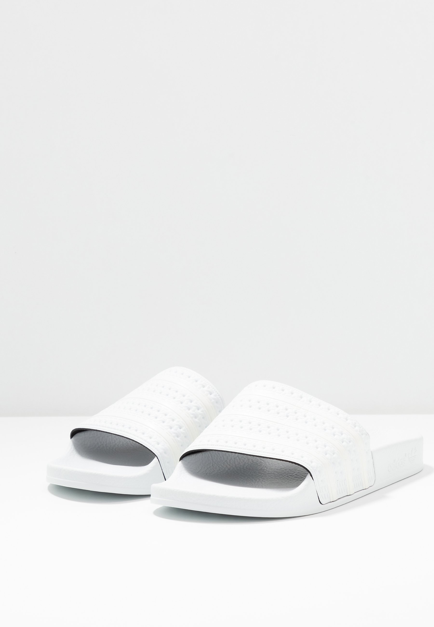 Adidas Originals Adilette Sandalias Planas Footwear White Offwhite Blanco Zalando Es