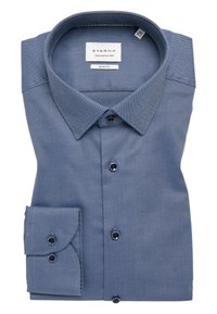Slim fit ETERNA shirt van gestructureerde donkerblauwe stof, met een klassieke kraag, knoopsluiting, een enkele knoop manchetten en een zak.