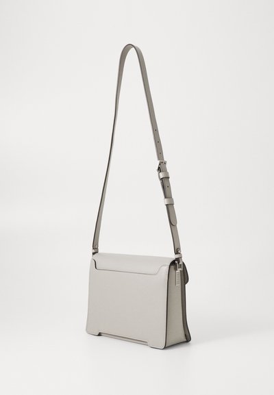 Marni SHOULDER BAG MEDIUM UNISEX - Soma ar siksnu pāri ķermenim - atmosphere