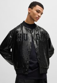HUGO BAILEY - Bomber tipa jaka - black