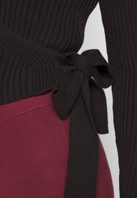 NA-KD Jersey de punto - black