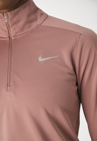 Nike Performance DRI-FIT PACER - Topper langermet - smokey mauve/(reflective silv)