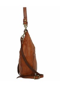 Borsa a spalla in pelle marrone con finitura texturizzata, presenta un design morbido, tracolla regolabile e dettagli in oro.