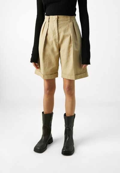 ASPESI BERMUDA - Pantaloni scurți - coloniale/colonial beige