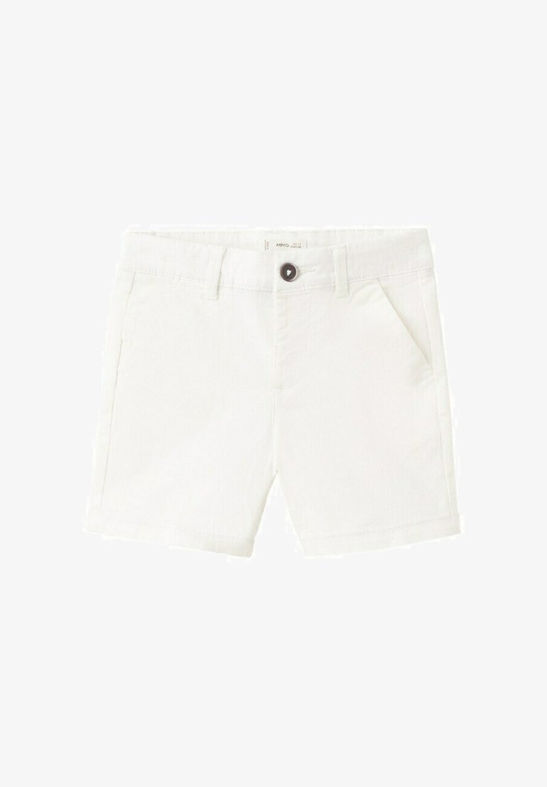 Weiße Baumwollshorts mit vorderen Taschen, Gürtelschlaufen und einem dunklen Knopfverschluss am Bund.