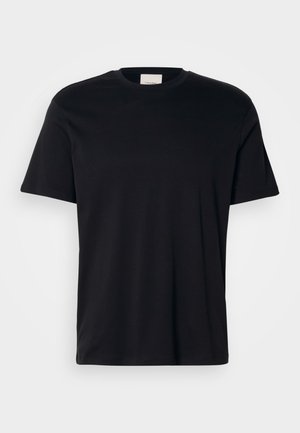 Camiseta de manga corta negra de cuello redondo, exhibida ordenadamente sobre un fondo blanco.