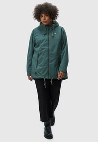 Unselected, dark green