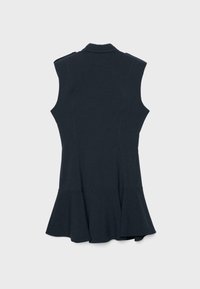 Tmavomodrý top bez rukávov s rozšíreným lemom a malým golierom, zobrazený zozadu na svetlo šedom pozadí.