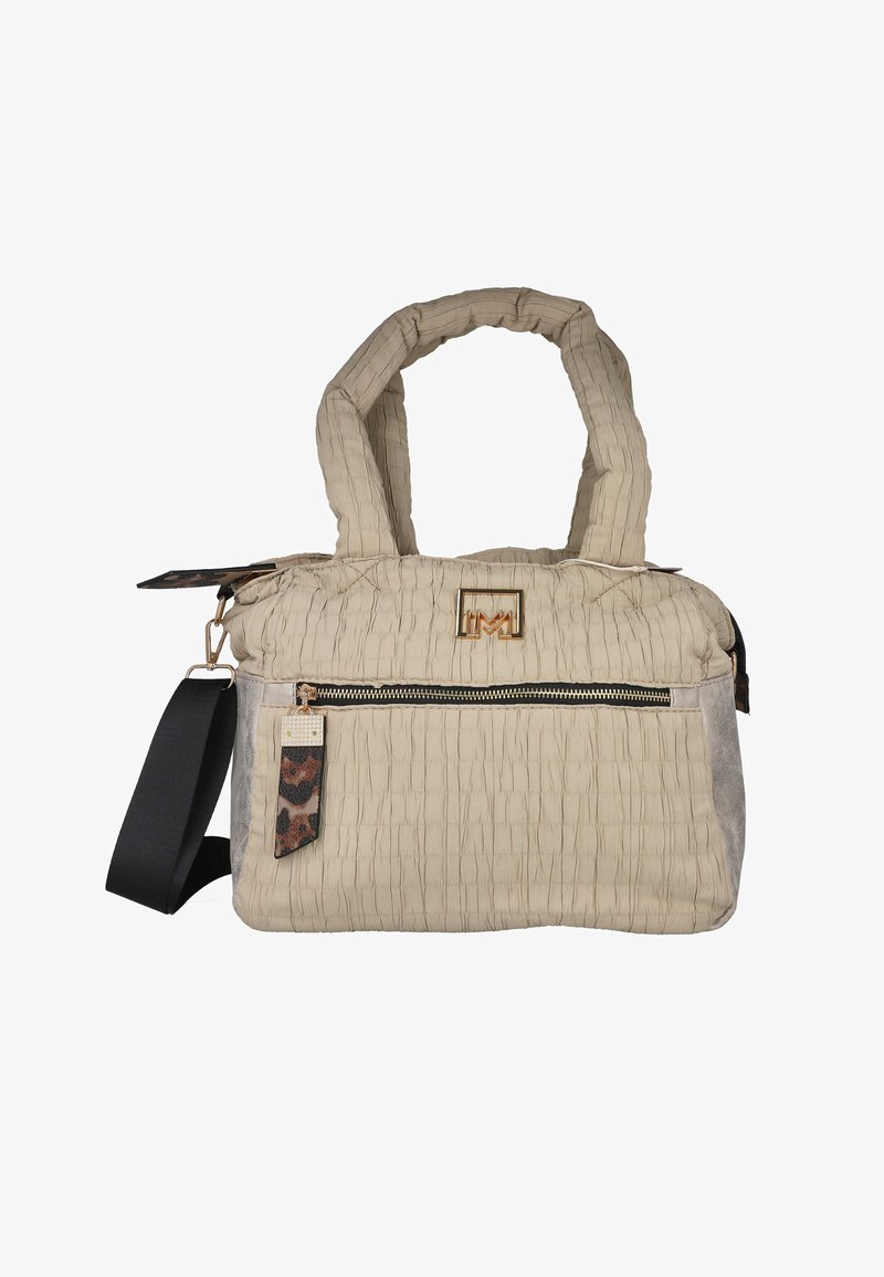 Bolso beige texturado con material arrugado, herrajes dorados, bolsillo externo con cremallera, etiqueta con estampado de animal y asas dobles. Incluye una correa desmontable.