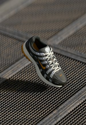 P 6000 - Sneakers basse - med ash/desert ochre/flat pewter/white/sail/black