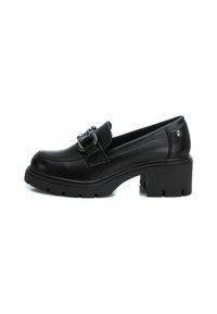 XTI Zapatos sin cordones - black