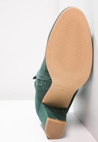 Shoe The Bear Botines bajos - evergreen