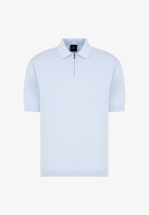 Polo shirt azzurro chiaro a maniche corte con apertura con zip, texture morbida, colletto e orlo a coste, realizzato in un tessuto a maglia liscio.