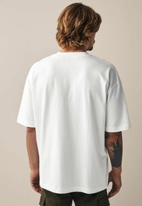 Next RELAXED FIT HEAVYWEIGHT OVERSIZED - Tricou basic - white