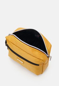 K-Way DEMU UNISEX - Vreća za pranje - yellow inca