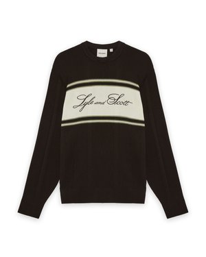Maglione nero a maniche lunghe con una striscia orizzontale bianca sul petto, con la scritta "Lyle and Scott" in carattere corsivo.