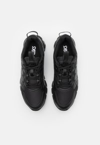 ASICS GEL-QUANTUM 90 3 - Hardloopschoenen voor op de weg - black