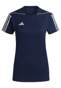 Laivastonsininen urheilupaita, jossa on V-kaula-aukko, lyhyet hihat, kolme valkoista raitaa molemmilla olkapäillä ja valkoinen Adidas-logo rinnassa.