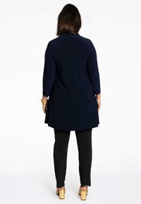YOEK SLIM FIT - Broek - black