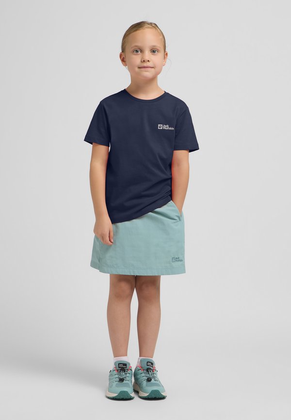 ESSENTIAL - Sport T-Shirt