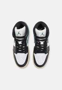 Jordan AIR JORDAN 1 MID SE - High-top trainers - white/black/light dew/oxidized green/sail/muslin