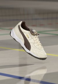 Valimata, warm white/chocolate brown