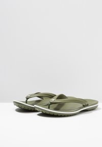Crocs CROCBAND FLIP UNISEX - Badsandaler - army green/white