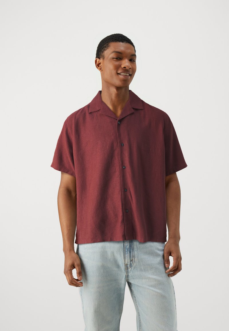 Abercrombie & Fitch SOLIDS FALL UPDATE - Button down-skjorte - bordeaux