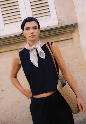 b.young FALAKKA ONECK - Bluse - meteorite